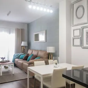 Apartment New!!! Luxury Center & Private Terrace, Malaga